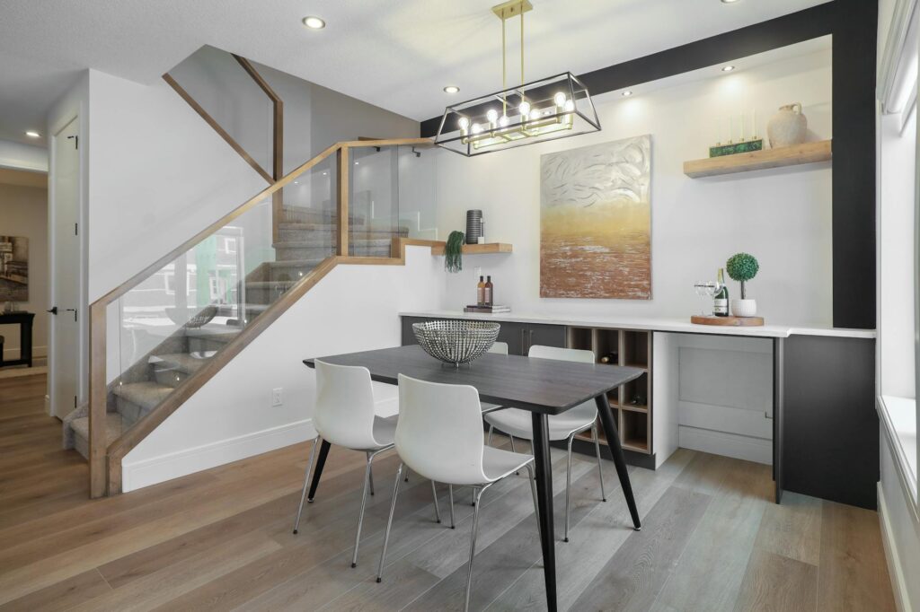 Contemporary small home design in Vancouver