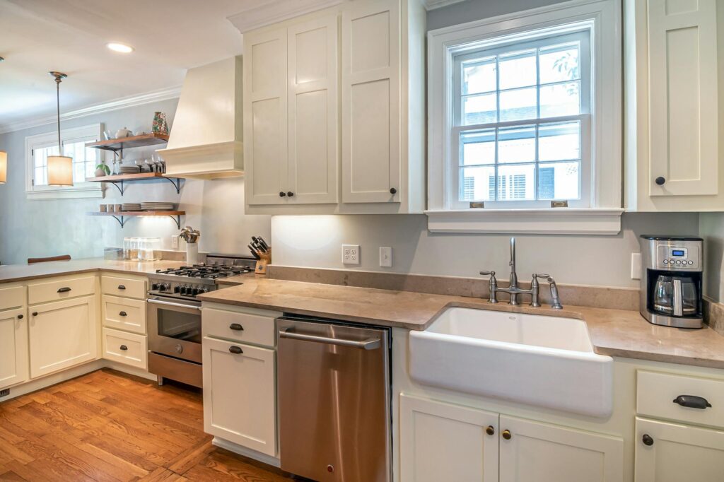 Kitchen cabinets installation in Vancouver