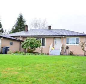 Before photo — Westmount1019 img 12 — Vancouver General Contractors