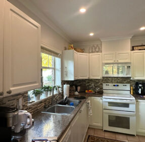 Before photo — Chesterfield Ave 202 2059 3 — Vancouver General Contractors