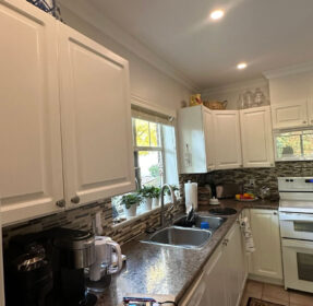 Before photo — Chesterfield Ave 202 2059 4 — Vancouver General Contractors